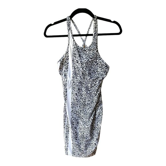 Athleta Size 32 B/C White Blue Black Zimbabwe Padded Leopard Print Swim Dress - Picture 1 of 7
